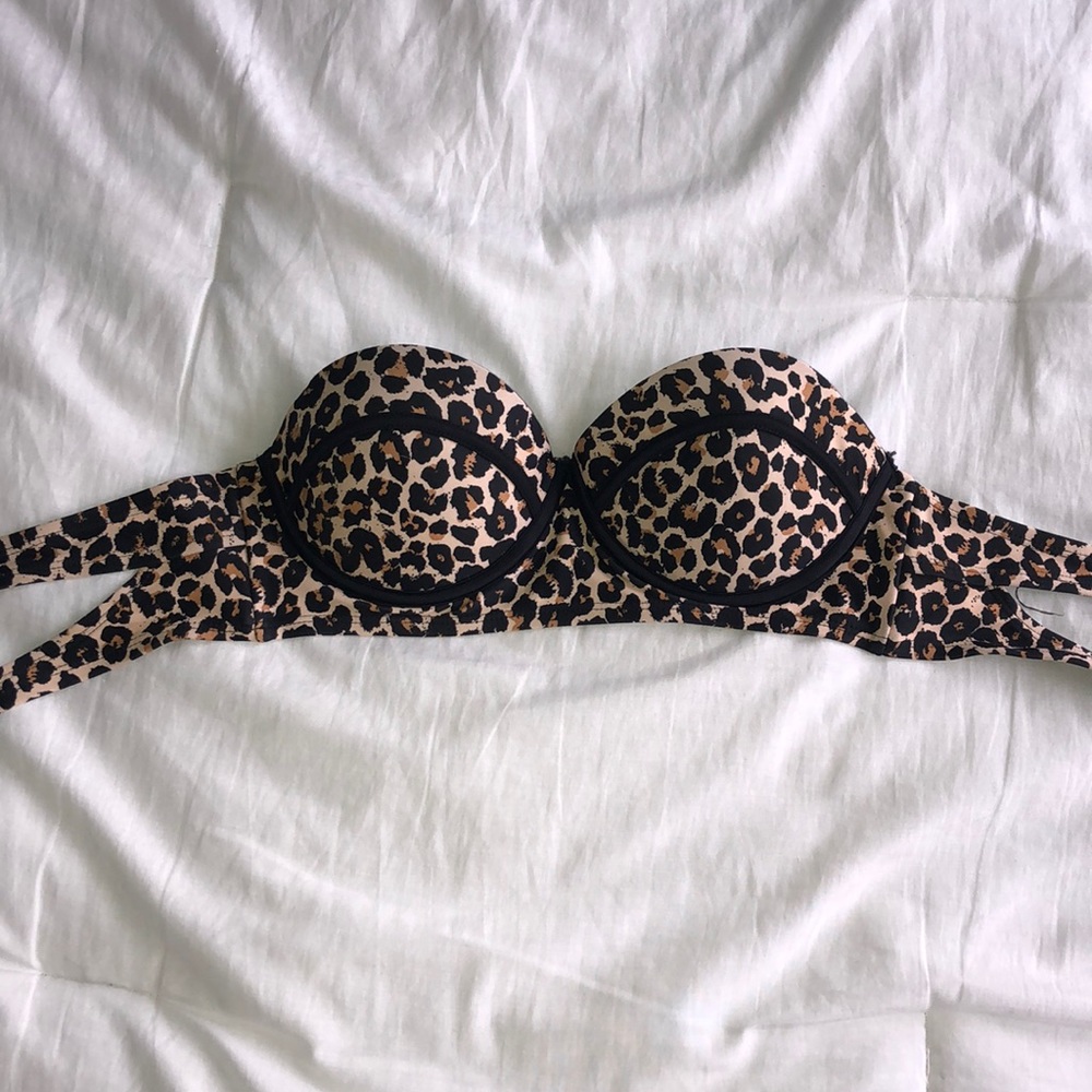 Cheetah strapless push-up